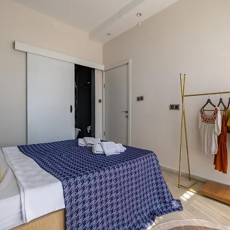 Karaca Villa